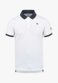 Kijelölve, white