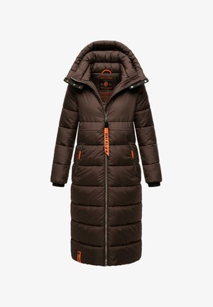 Brązowy ocieplany płaszcz zimowy z kapturem, z pełnym zamkiem błyskawicznym, pomarańczowymi akcentami i bocznymi kieszeniami. Wykonany z gładkiego, pikowanego materiału.