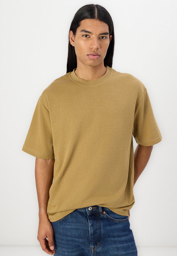 SLH LOOSE OSCAR O NECK TEE - Basic T-shirt - kelp4