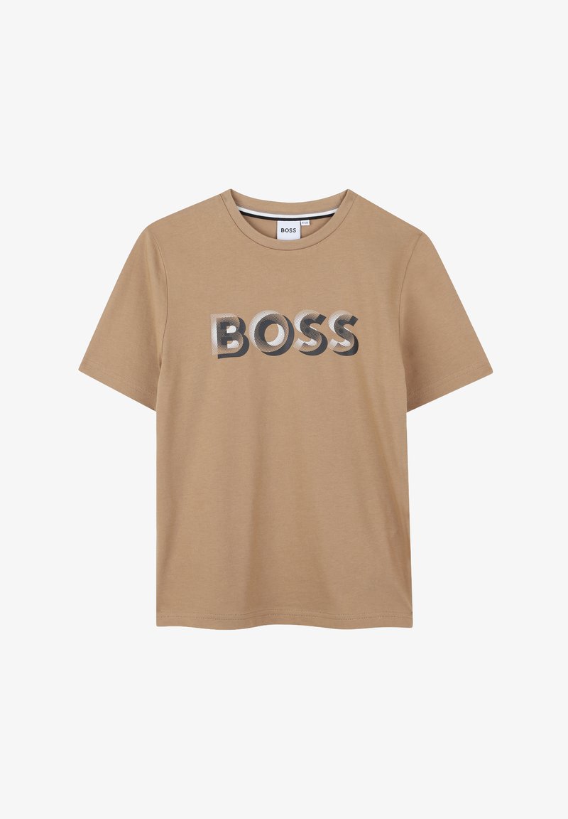 T-shirt di cotone color beige con maniche corte e colletto tondo. La parte anteriore presenta una grafica metallica che scrive "BOSS" in colori audaci e a contrasto.