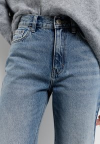 PULL&BEAR - Jeansy Straight Leg