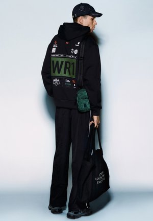 Tomorrowland Store, BOARDING ZIP HOODIE MEN BLACK - Zip-up sweatshirt - black