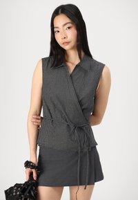 Weekday ABY WRAP - Blůza - black