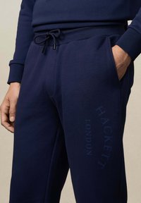 Hackett London Träningsbyxor - ink blue