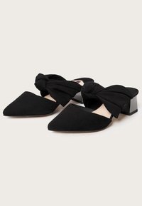 Violeta by Mango Muiltjes met hak - black
