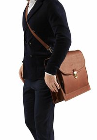 John Henric Briefcase - chestnut