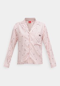 - Koszulka do spania