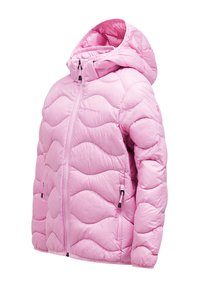 Lyserødt puffet jakke med hætte, der har et bølget kviltet design, lynlås lukning og to sidelommer med snøre detaljer.
