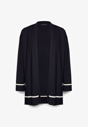 Schwarzer Cardigan mit offenem Vorderteil, weißen Zierleisten an Bündchen und Saum, langen Ärmeln und entspannter Passform.