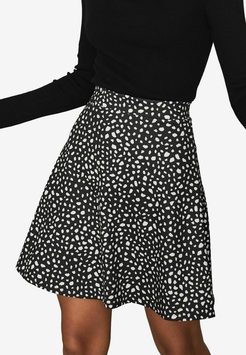 Lipsy Minisvārki - black non print