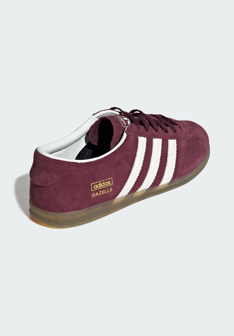 adidas gazelle silver green womens Men's adidas Gazelle Shoes Burgundy B41645 main image 0