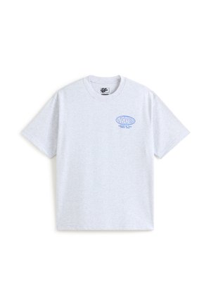 Grijs katoenen T-shirt met korte mouwen en een ronde hals. Voorzien van een blauw grafisch logo op de linkerborst en een losse pasvorm.