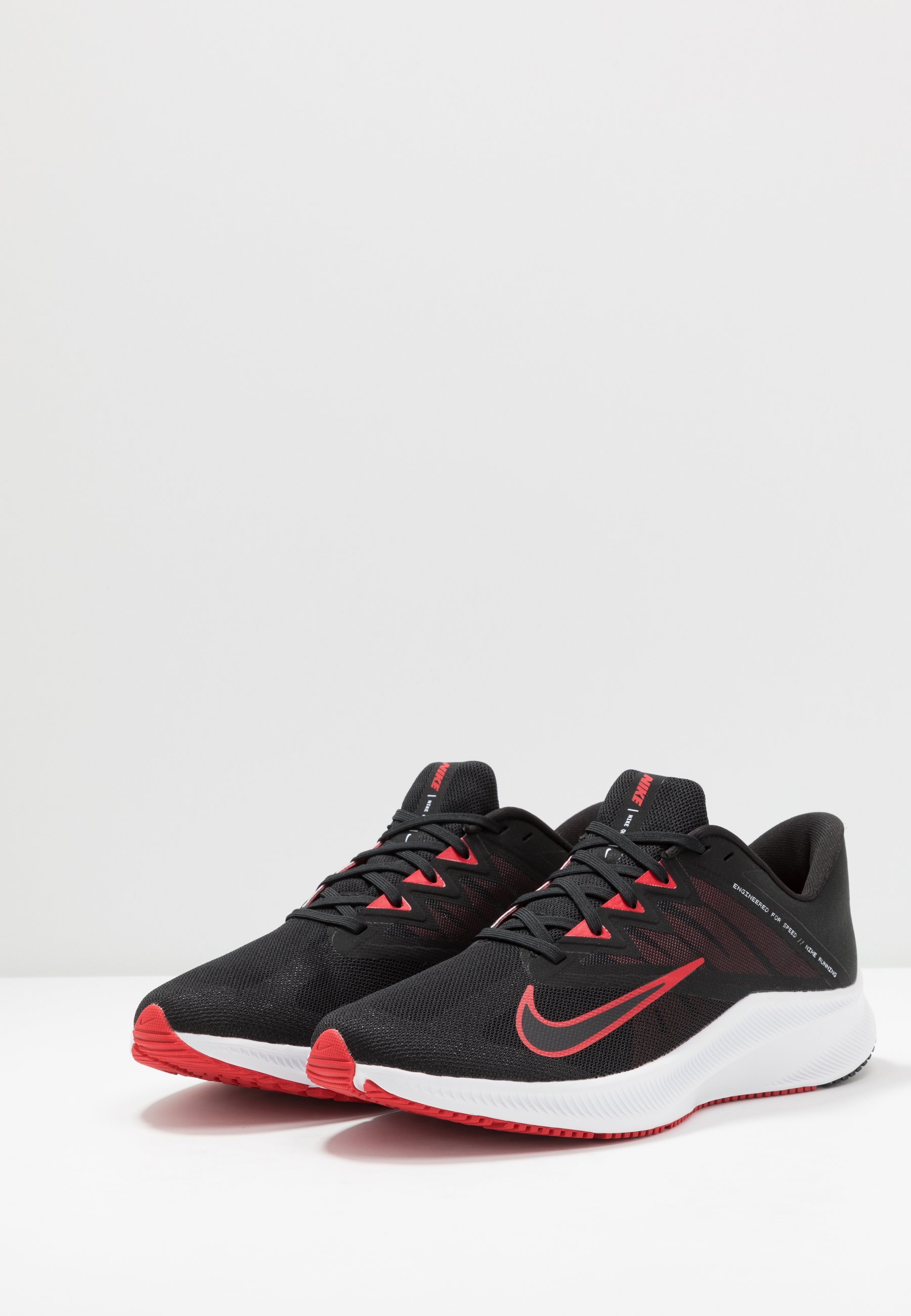 Nike Performance QUEST 3 - Zapatillas de running neutras - black/university  red/white/negro - Zalando.es