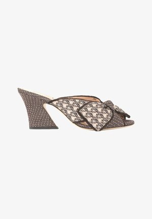 Fendi, CLOTH MULES MULTICOLOUR - Mules à talons - beige black