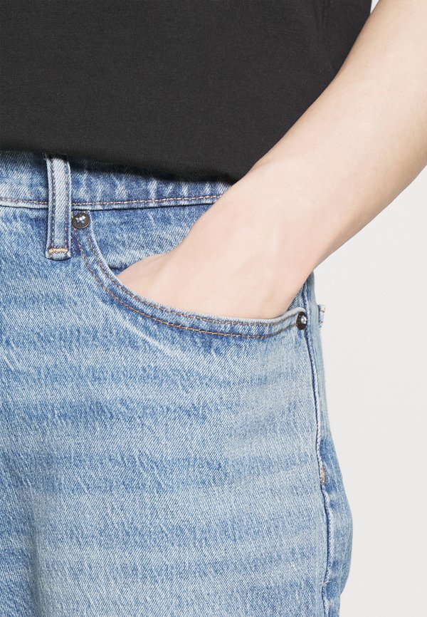 STRAIGHT  - Jeans Tapered Fit - light wash3