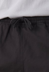 Puma BETTER CLASSICS PANTS - Broek - black