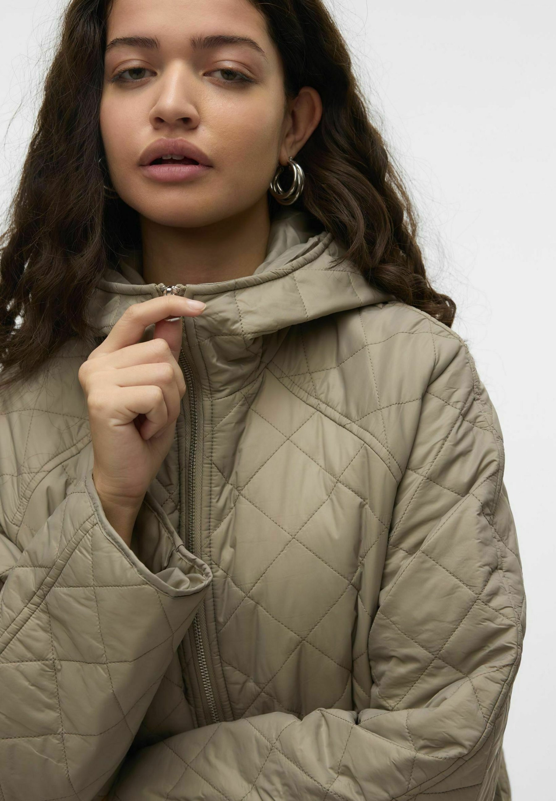 Vero Moda VMHAYLE - Płaszcz zimowy/szary - Zalando.pl