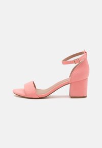 Unselected, coral