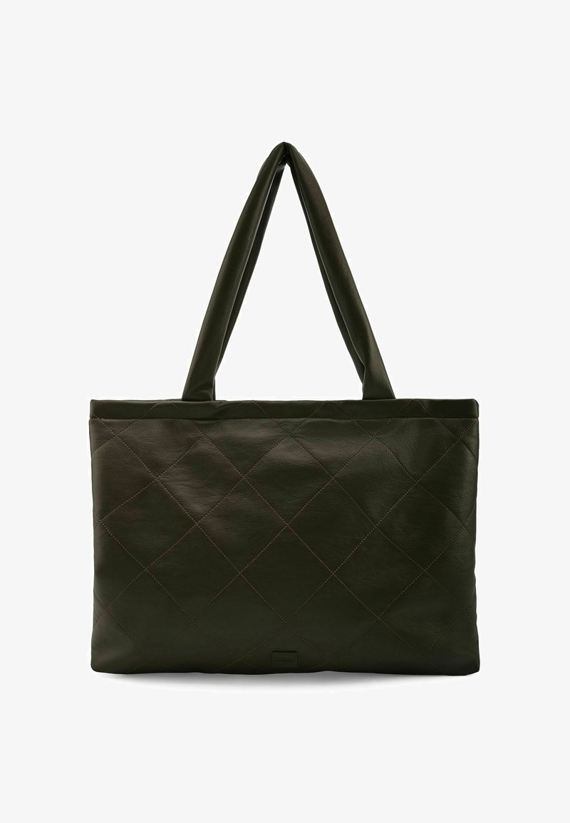 Borsa tote in pelle verde scuro con motivo trapuntato a rombi, due manici lunghi e design minimalista. Texture liscia senza parti metalliche visibili.