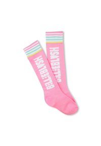 Chaussettes roses hauteur genou avec le texte blanc "BELIEVERBLUSH". Présente un bandeau supérieur rayé pastel en vert, jaune et bleu. Matériau doux et extensible.
