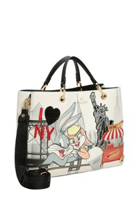 Borsa bianca con grafiche colorate in stile cartone animato, inclusi Bugs Bunny e Lola Bunny, testo "I ♥ NY" e dettagli 3D. Manici neri e dettagli in oro.