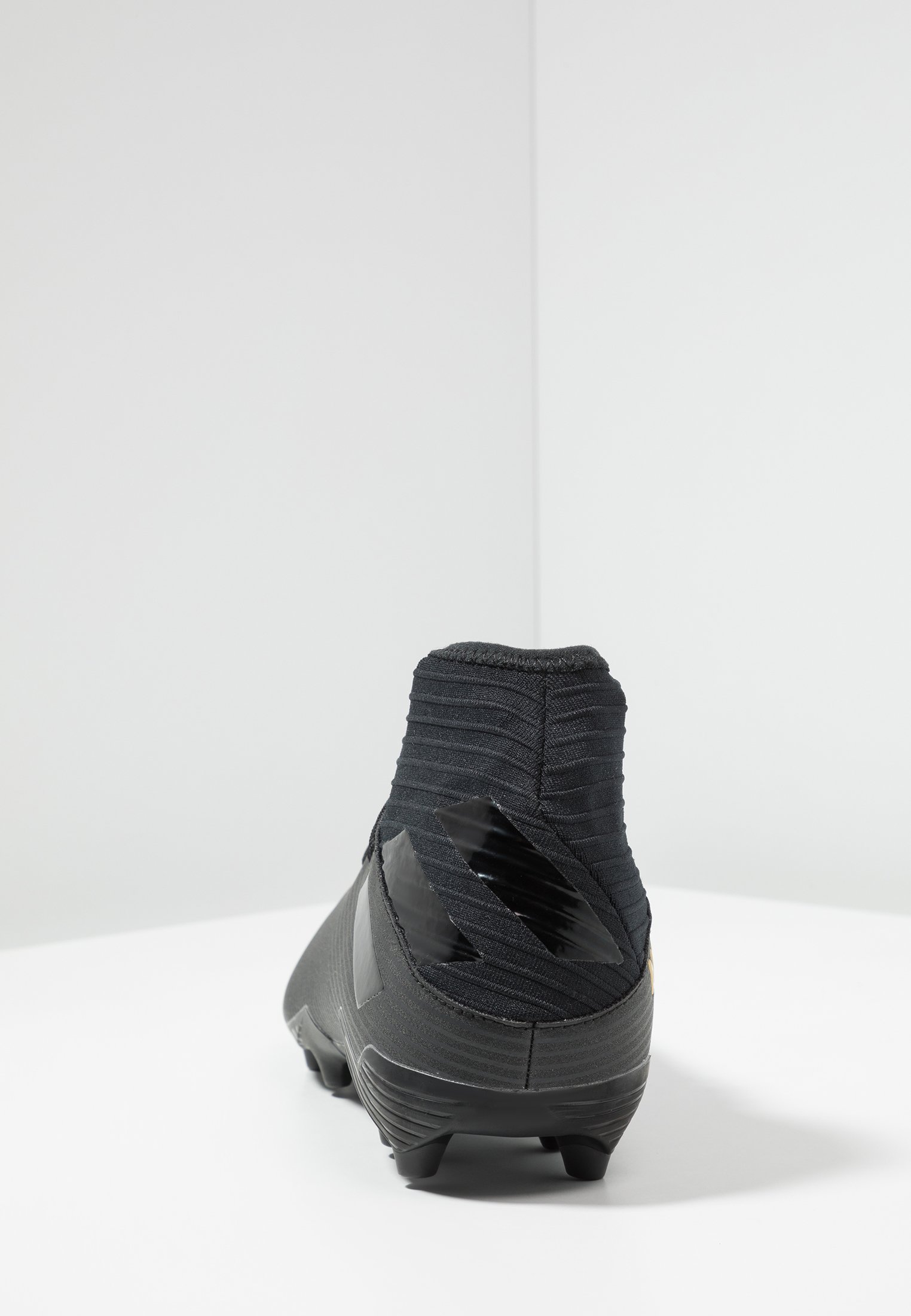 nemeziz football boots black