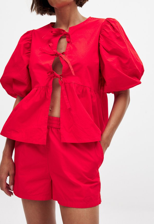 ELASTIC WAIST - Shorts