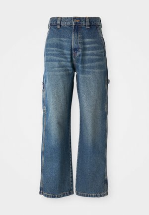 Denim wide-leg jeans in light blue with a faded finish, featuring a high waist, belt loops, and side pockets. Visible stitching details.