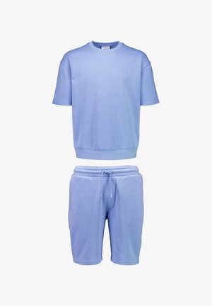 Hellblaues kurzärmeliges Sweatshirt mit passenden Shorts mit Kordelzug, legeres und bequemes zweiteiliges Freizeitset.