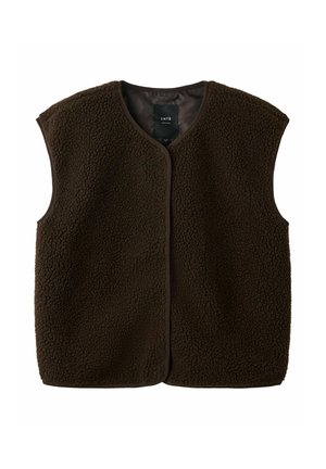 Veste sans manches en polaire texturée marron foncé avec encolure arrondie et ouverture frontale propre, posée à plat sur fond blanc.