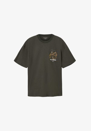 Dunkelgrünes Baumwoll-T-Shirt mit kurzen Ärmeln, rundem Hals und einem schlangenartig gestickten Motiv in Gold und Schwarz auf der linken Brust.