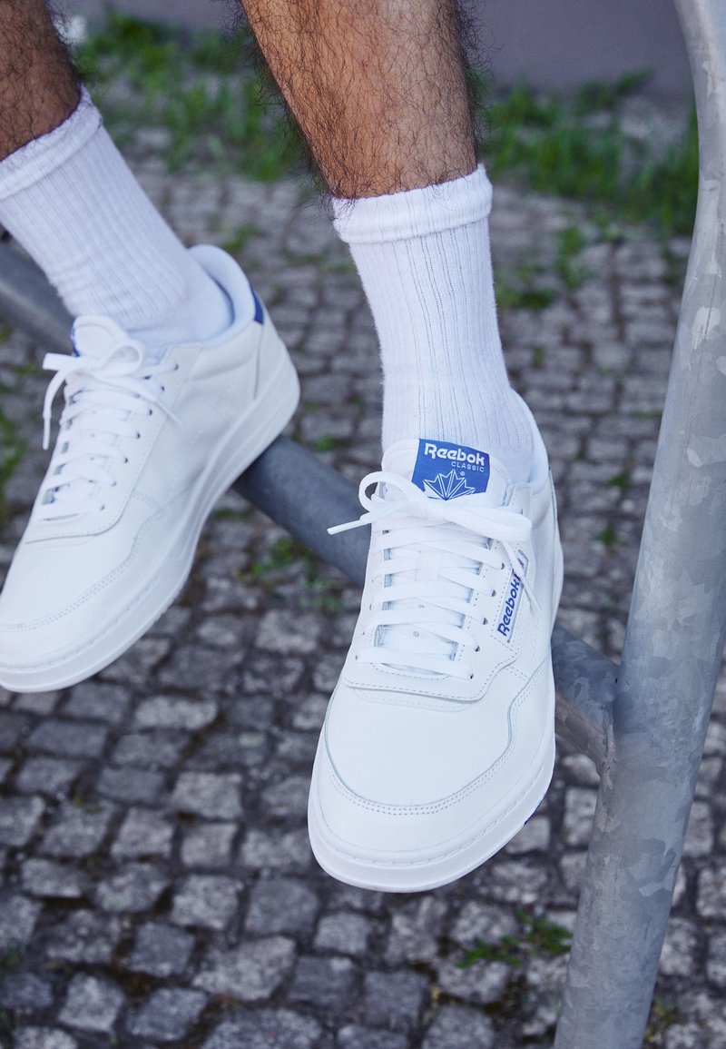 Reebok Classic COURT UNISEX - Zapatillas - white/blanco - Zalando.es