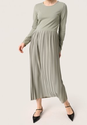 Hverdagskjole - green