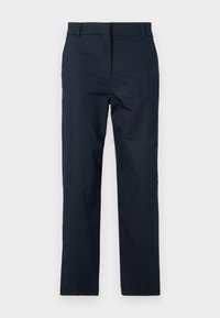 Marineblauwe katoenen broek met een rechte pijp, een vlakke voorkant en riemlussen, met een gladde textuur en zonder zichtbare patronen.