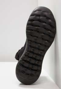 Skechers ON THE GO JOY - Tronchetti - black