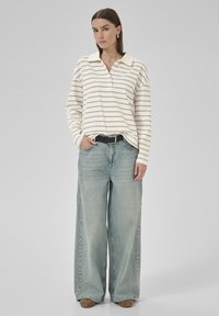 My Essential Wardrobe ANNAMW - Polo shirt - snow white striped