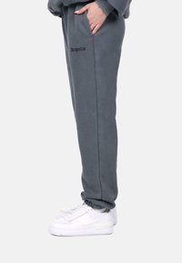 Dropsize JOGGER - Træningsbukser - washed grey black