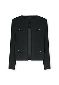 Musta lyhyt takki, joka on valmistettu teksturoidusta kankaasta. Takissa on kaksi etutaskua hopeisten nappien kanssa ja pyöreä kaula-aukko ilman suljinta.