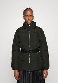 Calvin Klein LOFTY BELTED JACKET - Casaco leve - black