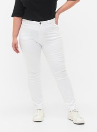 Zizzi - EMILY WITH NORMAL WAIST - Slim fit jeans - white Miniatuurafbeelding 1