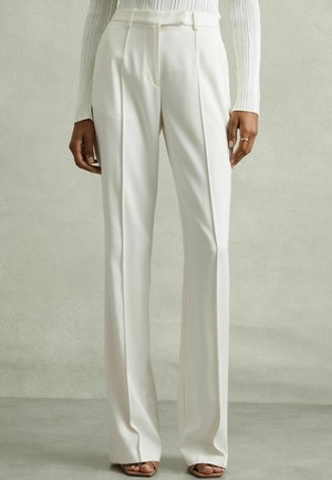 REGULAR FIT - MILLIE FLARED - Pantalon classique - cream