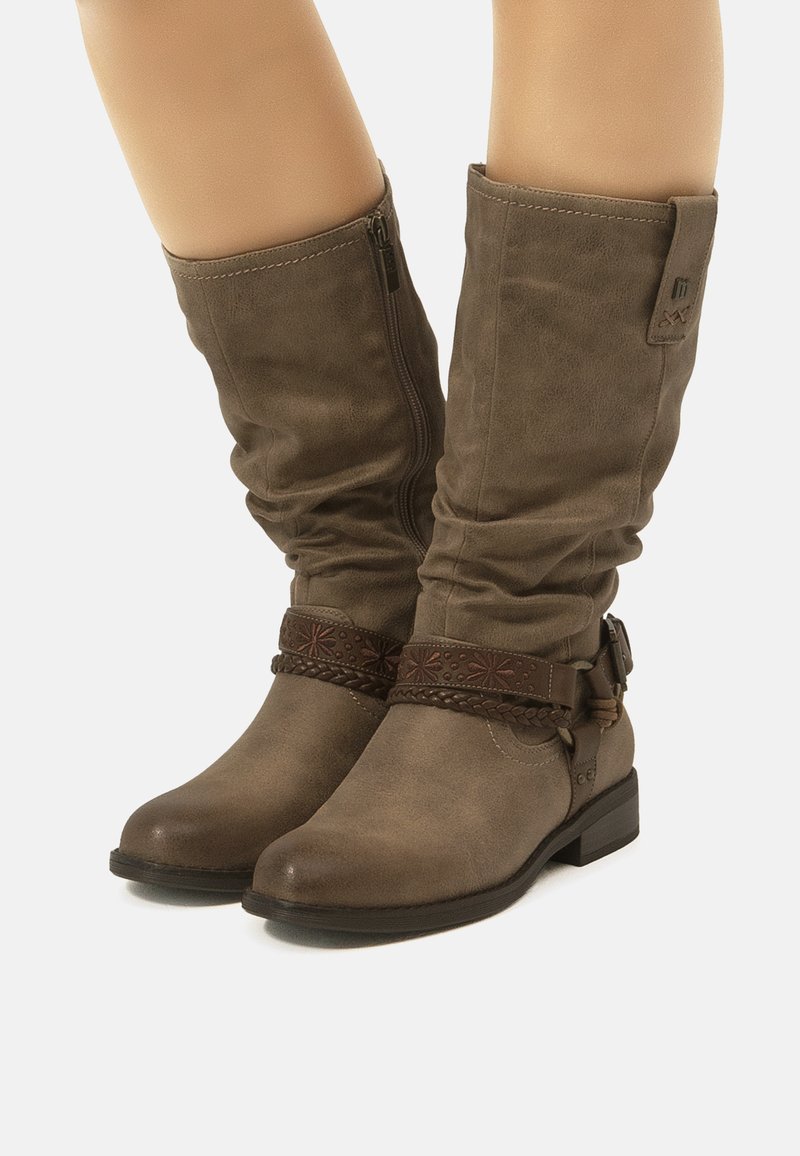 mtng Botines camperos - gris