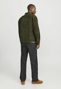 Jack & Jones WEIT GESCHNITTEN  - Chemise - sea turtle