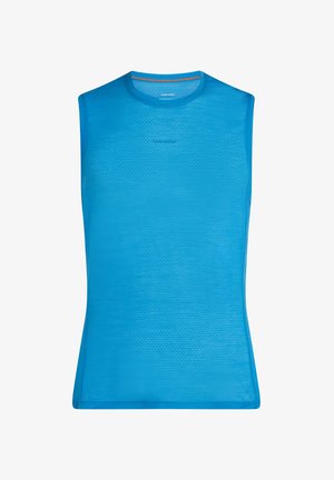 Bezramienna koszulka sportowa w jasnoniebieskim kolorze z teksturowanym wzorem siateczkowym, z okrągłym dekoltem i kontrastującymi pomarańczowymi szwami.