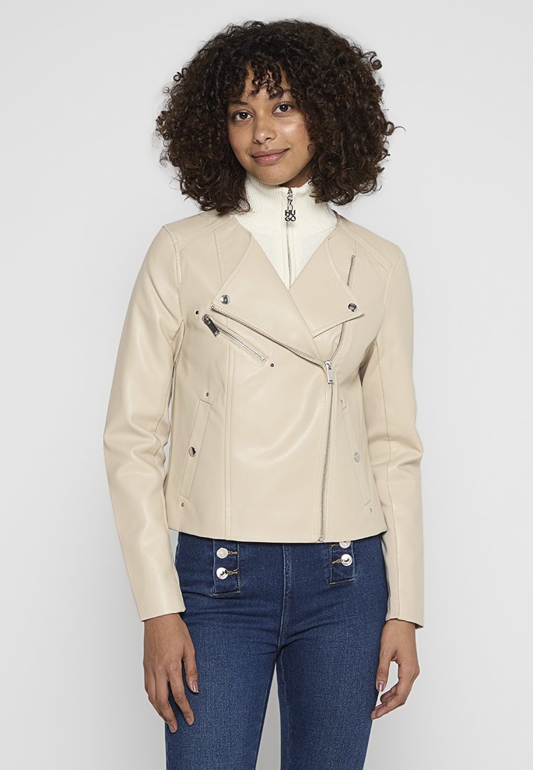 Vero Moda Imitatieleren jas beige