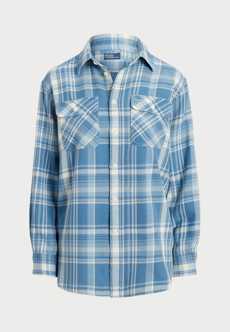 Plava karirana košulja s dugim rukavima, s dva džepa na prsima, mekog textila i uzorkom kockica u raznim nijansama plave i bijele boje.