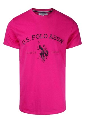 Růžové bavlněné tričko s černým logem "U.S. POLO ASSN." a grafikou polo hráče, kulatým výstřihem a krátkými rukávy.