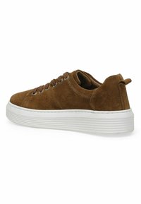 Nine West PALUT  - Sneakers basse - tan