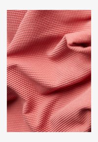 Niet geselecteerd, pink