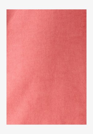 Texture en tissu rose lisse avec un motif tissé fin et une finition mate douce.